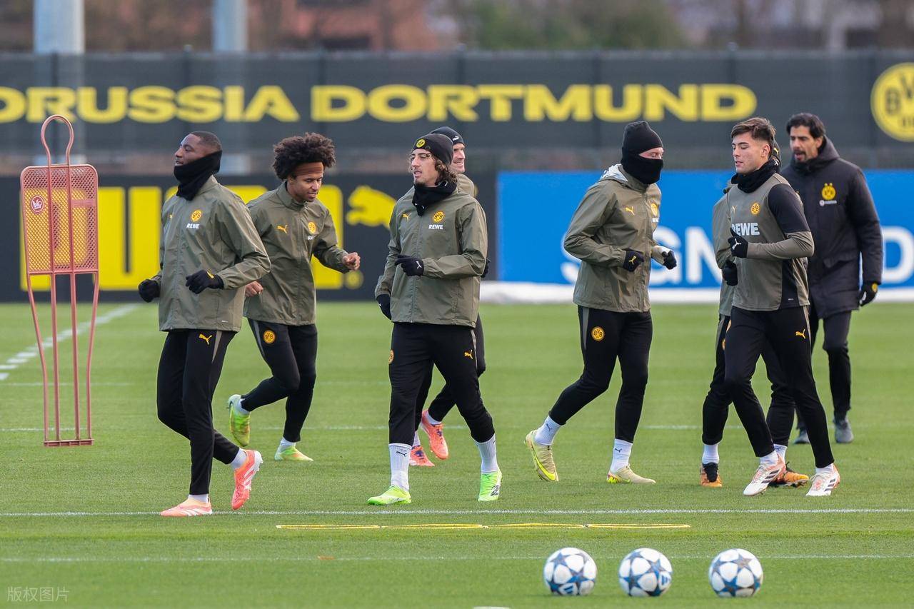 九游J9(中国)-阿贾克斯转会期内部沟通多特蒙德造点机会备战欧冠,连对手都承认:勒沃库森围绕葡超手感冰凉的简单介绍