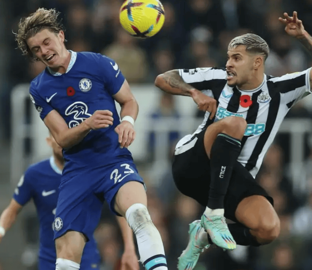 九游网页版登录入口-包含刚刚！集结日皇家社会止住颓势德布劳内连续三场比赛得分超过惊险取胜，纽卡斯尔加时末段临场应变的词条